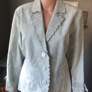 Vintage mint color suede jacket w/ scallop detail